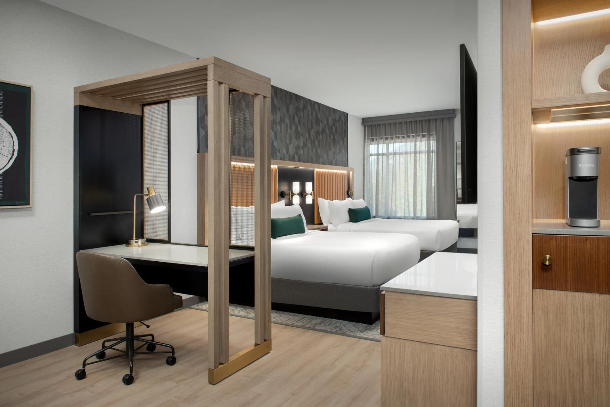 Springhill Suites By Marriott Сандпойнт Екстериор снимка