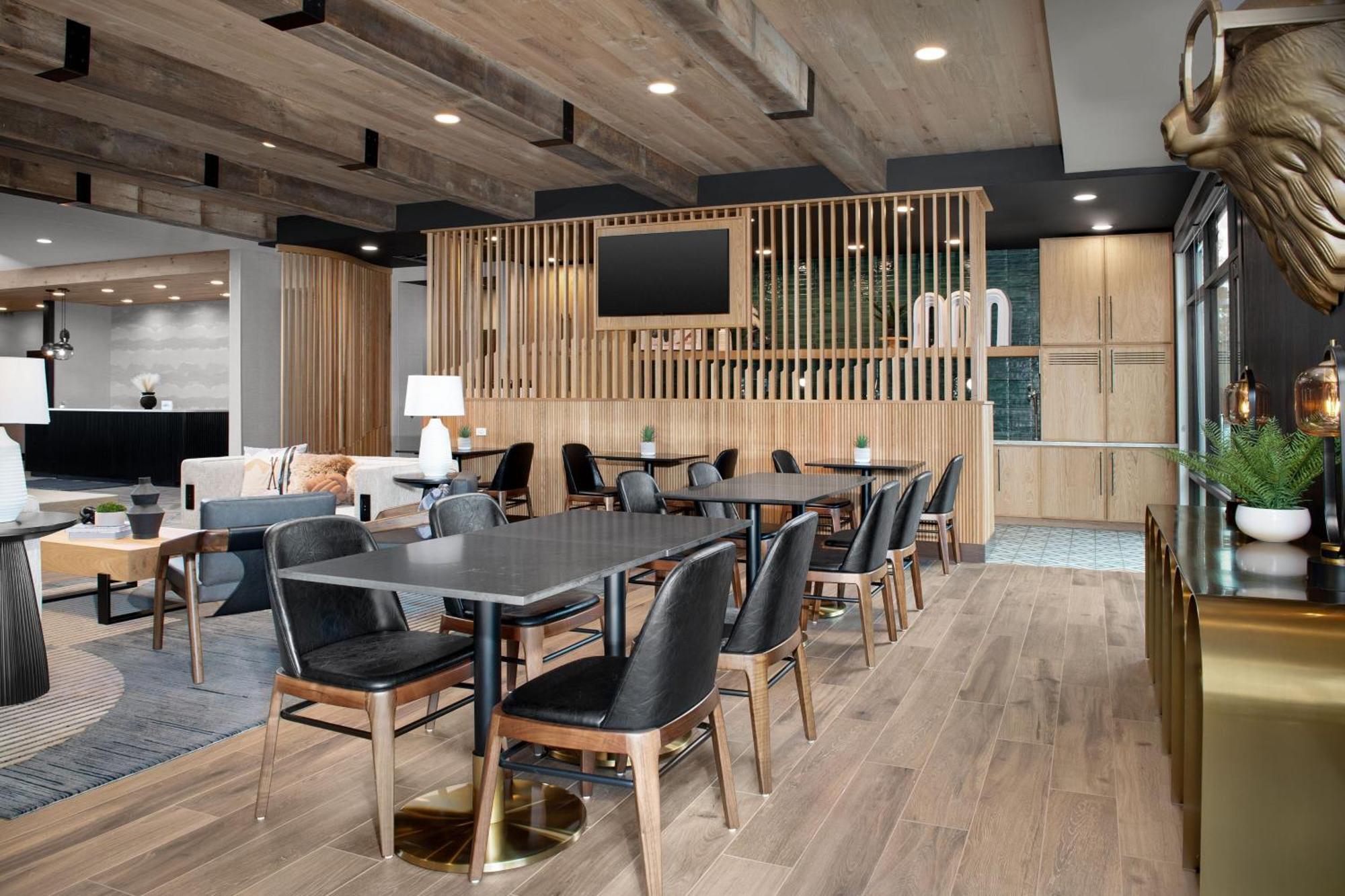 Springhill Suites By Marriott Сандпойнт Екстериор снимка