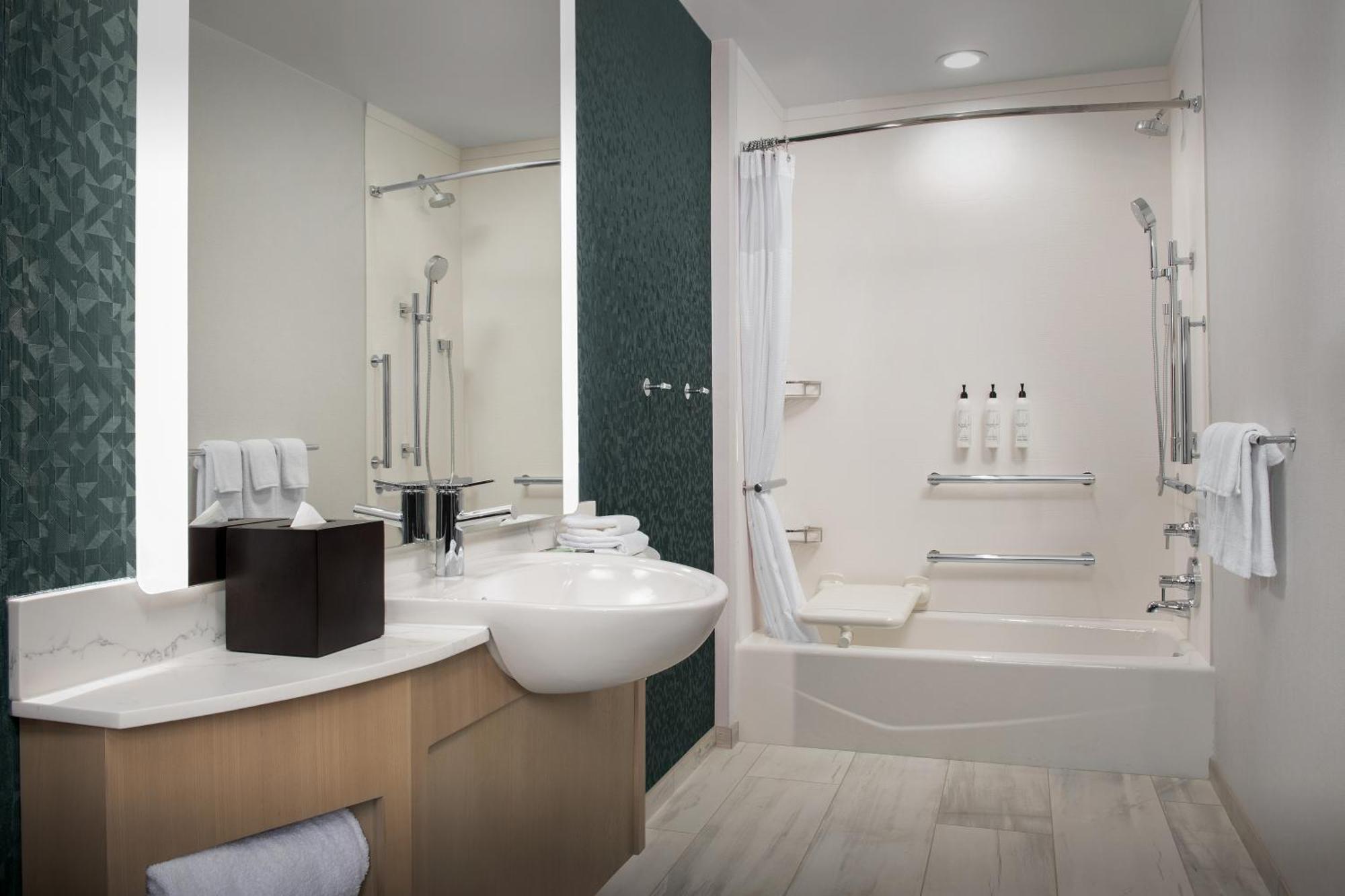 Springhill Suites By Marriott Сандпойнт Екстериор снимка