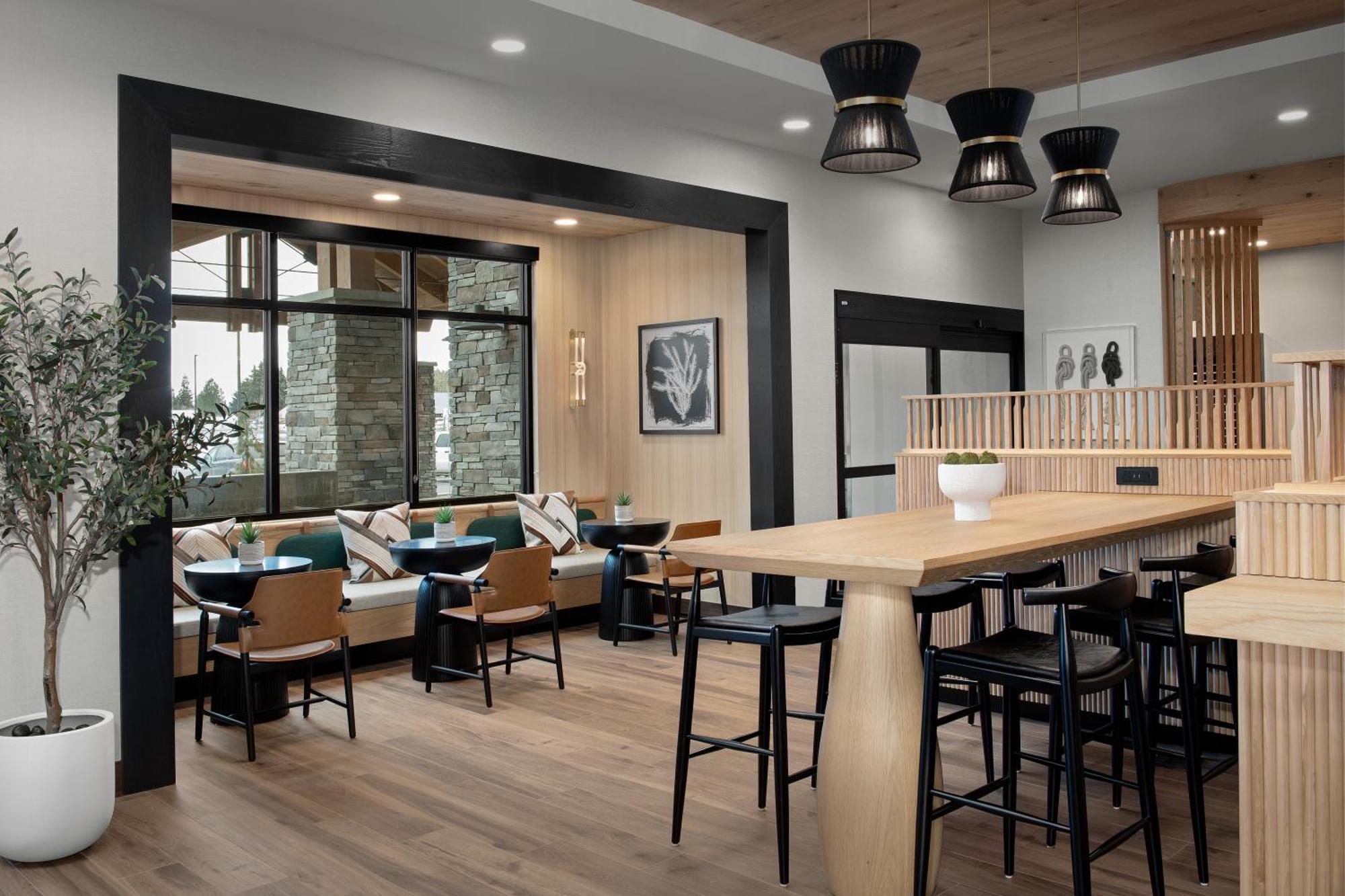 Springhill Suites By Marriott Сандпойнт Екстериор снимка